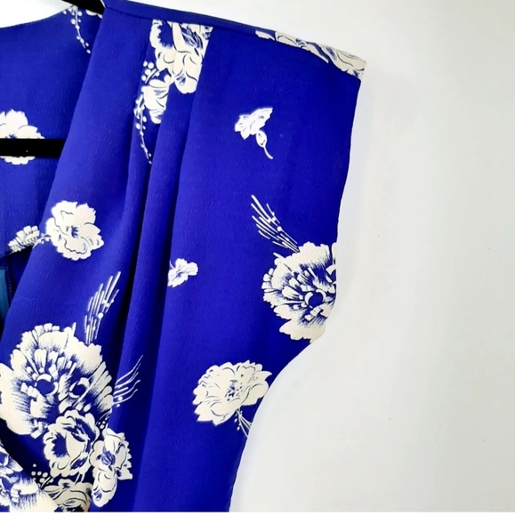 Vintage April Rain Blue Hawaiian Floral Drape Dress Knee Length Size 3 Pin-Up - Picture 3 of 12